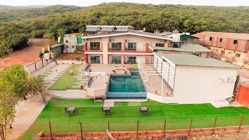 Treebo Winter Town Venna Lake With Swimming Pool - Treebo Winter Town Venna Lake With Swimming Pool Venna Lake, Panchgani - Mahabaleshwar Rd, near venna lake, Mahabaleshwar, Nakinda, Maharashtra 412806, India