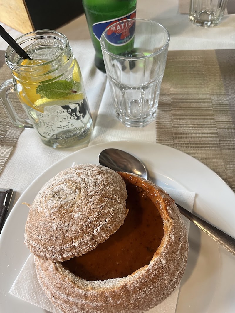 Restaurant Diana - Restaurant Diana, Vrch přátelství 5/1, 360 01 Karlovy Vary-Karlovy Vary 1, Czechia