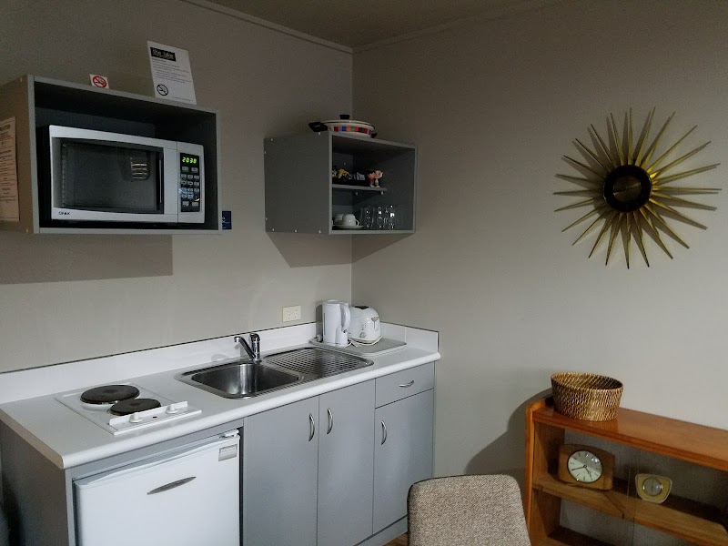 The Lake Motel - The Lake Motel 63 Mere Road, Taupō 2730, New Zealand