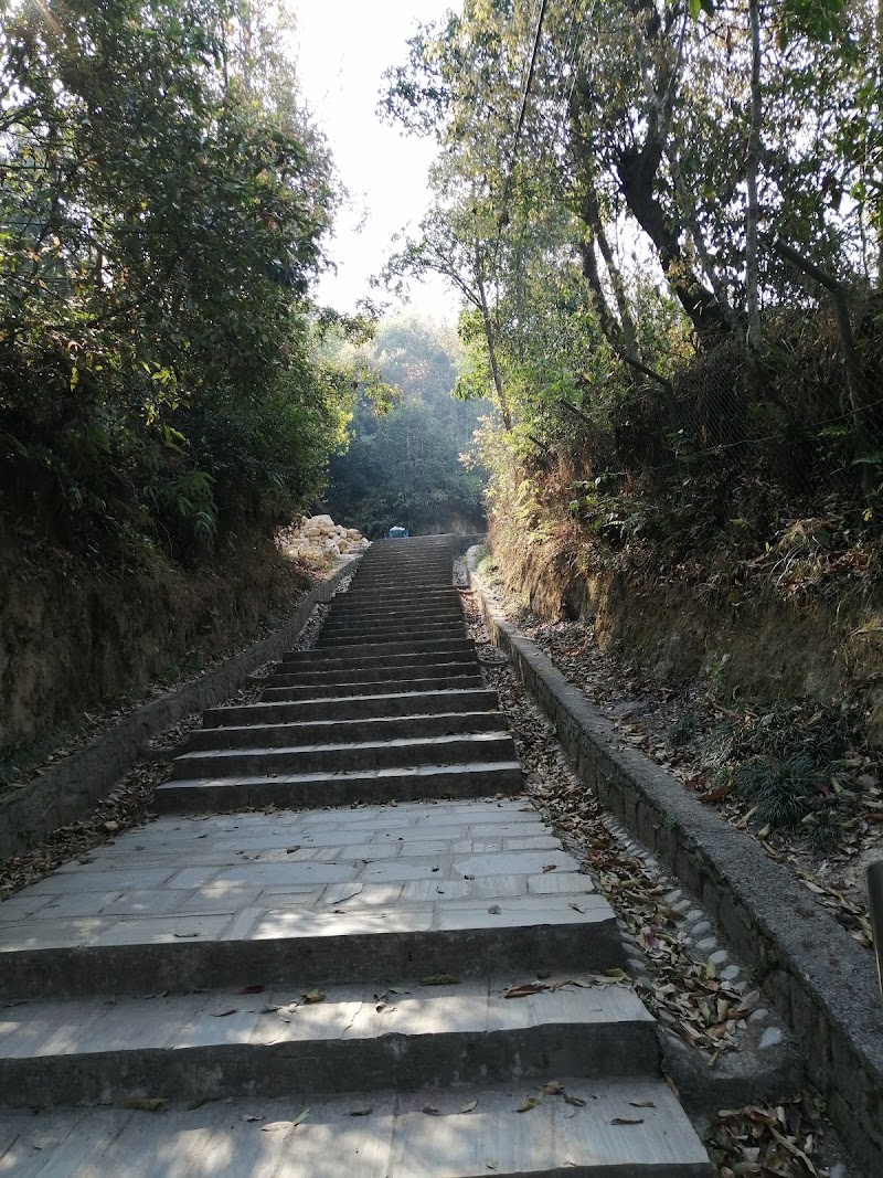 Dhulikhel Park - Dhulikhel Park JH87+C49, Dhulikhel 45200, Nepal