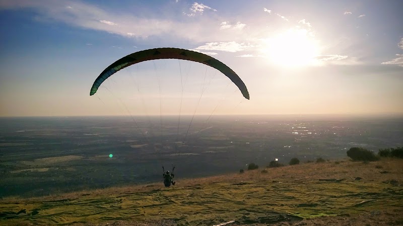 Tandem Paragliding Take Off - Tandem Paragliding Take Off, Str. Colle Ripoli, snc, 00019 Tivoli RM, Italy