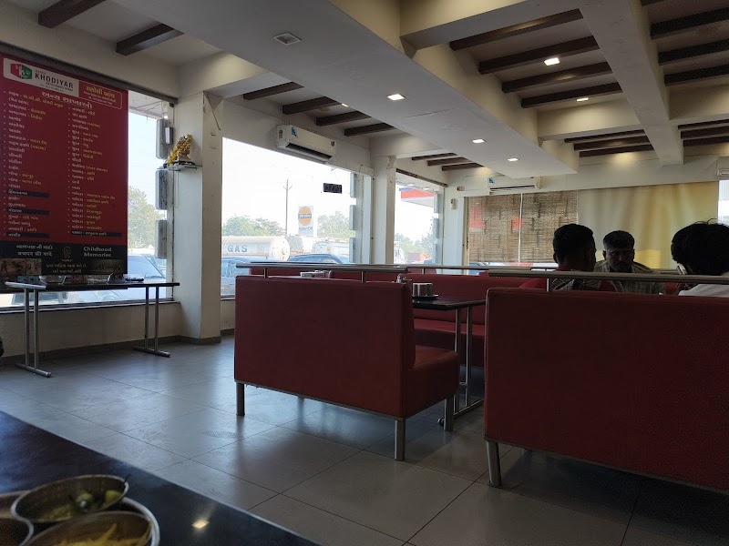 Shri Khodiyar Kathiyawad Dhaba - Shri Khodiyar Kathiyawad Dhaba, Minal Service Station, Ranoli, NH 8 Ranoli Chokdi, GSFC, Sursi, Vadodara, Gujarat 391350, India