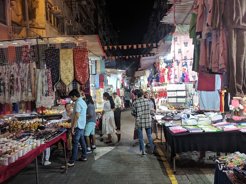 Temple Street Night Market - Temple Street Night Market, Temple St, Jordan, Hong Kong