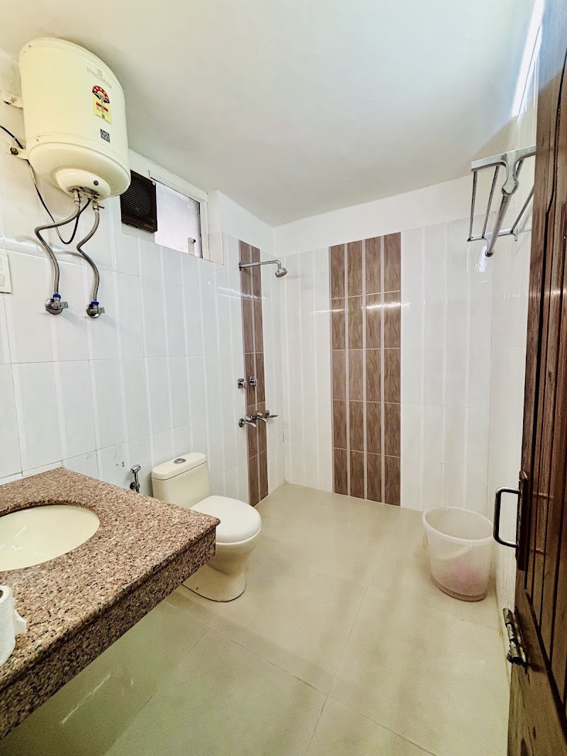 Shanti Cafe - Signature Stays Manali - Shanti Cafe - Signature Stays Manali River Bank, near Clubhouse Road, Old Manali, Manali, Himachal Pradesh 175131, India