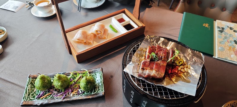 M+ Lounge | M+會館 - M+ Lounge | M+會館 11/F, Cultural District, 38 Museum Dr, West Kowloon, Hong Kong