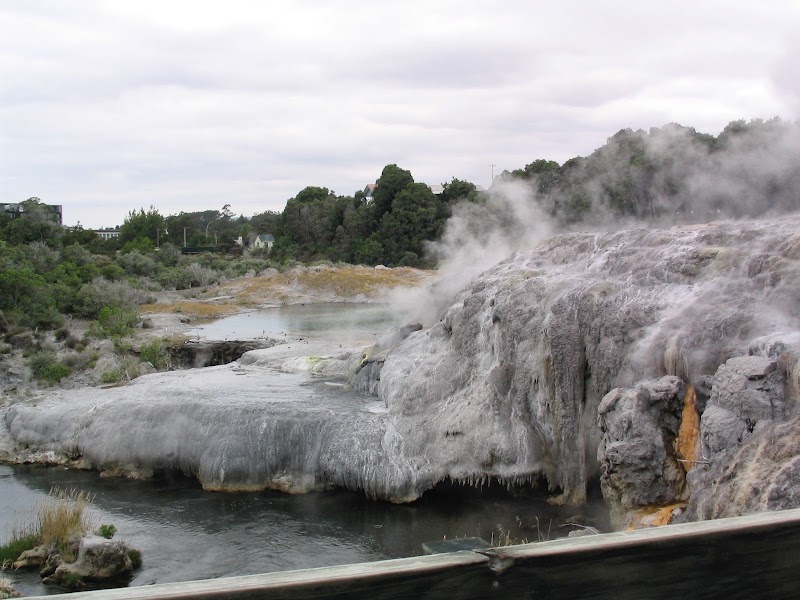 Lady Knox Geyser - Lady Knox Geyser 201 Waiotapu Loop Rd, Rotorua, Waiotapu 3073, New Zealand