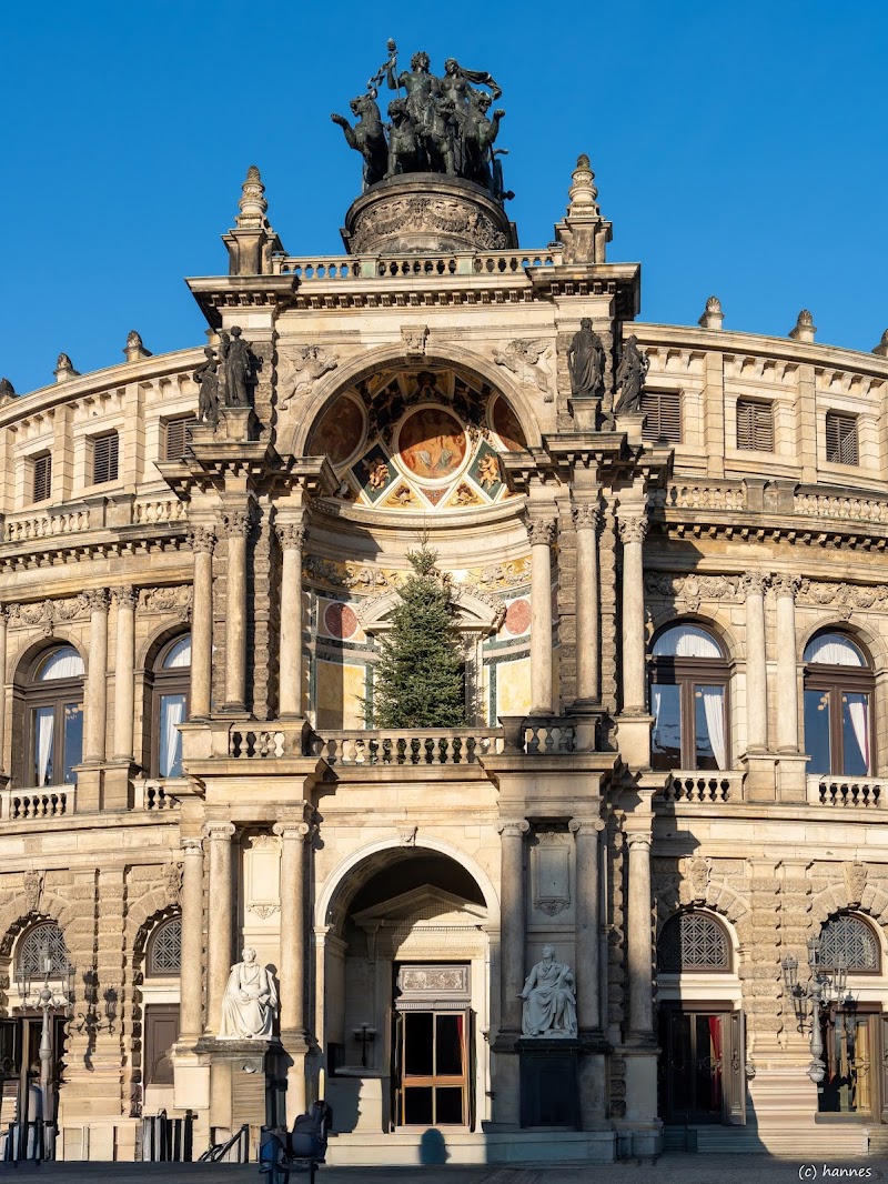 Semperoper Dresden - Semperoper Dresden, Theaterplatz 2, 01067 Dresden, Germany