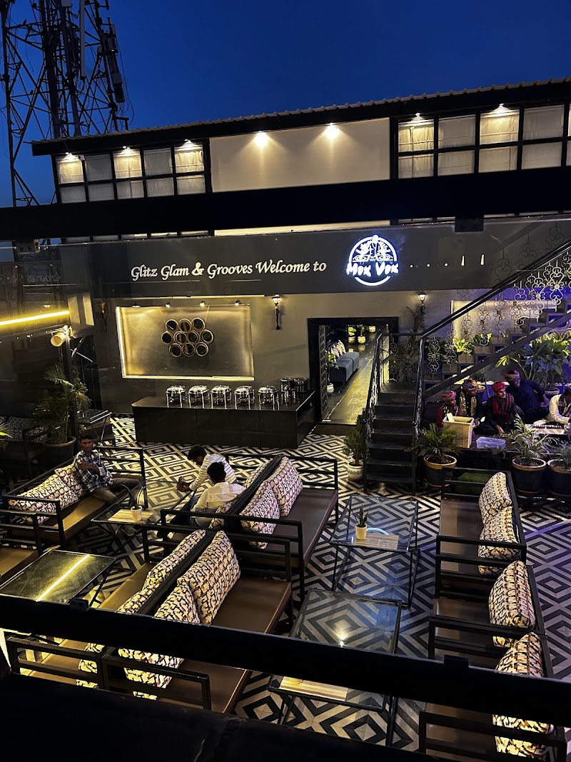 Mox Vox JODHPUR | CLUB | BAR & Restaurant - Mox Vox JODHPUR | CLUB | BAR & Restaurant 5th Floor, Amrit Kalash, 12th Rd, near Vodafone Office, Baldev Nagar, Jodhpur, Rajasthan 342003, India