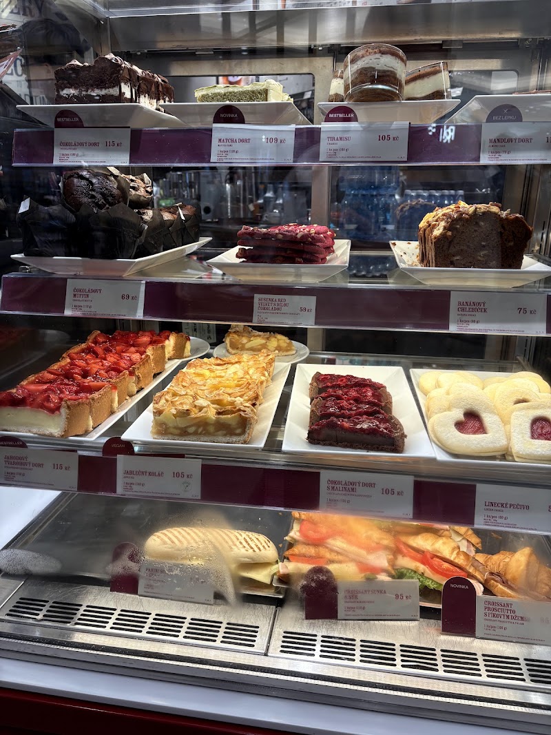 Costa Coffee - Costa Coffee, Náměstí Republiky 1, 110 00 Praha 1-Nové Město, Czechia