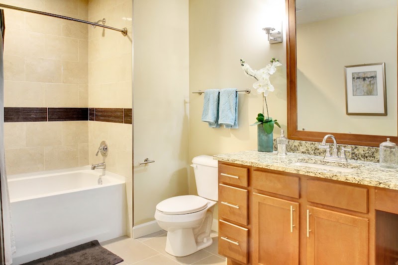 Residences at 1717 - Residences at 1717 1717 E 9th St, Cleveland, OH 44114, USA