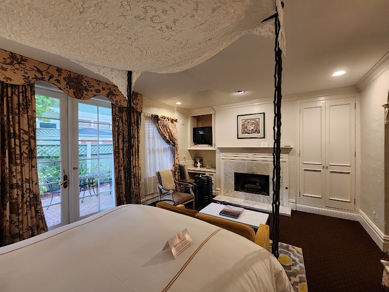 Inn At Depot Hill - Inn At Depot Hill 250 Monterey Ave, Capitola, CA 95010, USA