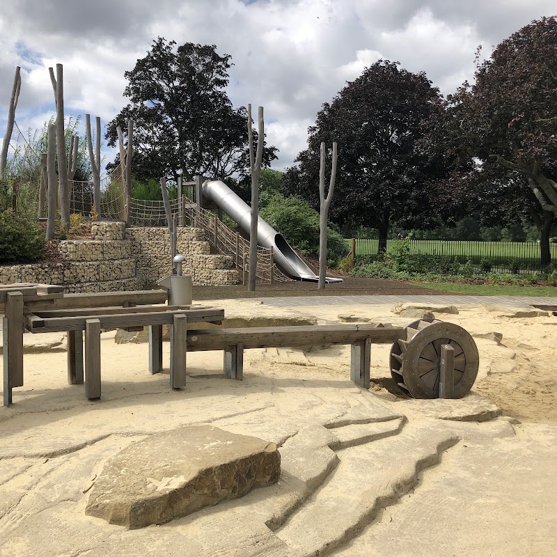 Gloucester Gate Playground - Gloucester Gate Playground, Regent's Park Terrace, London NW1 4RY, UK