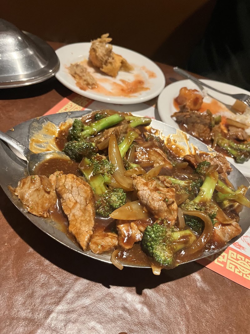 Cozy Inn Chinese Restaurant - Cozy Inn Chinese Restaurant, 214 W Milwaukee St, Janesville, WI 53548, USA