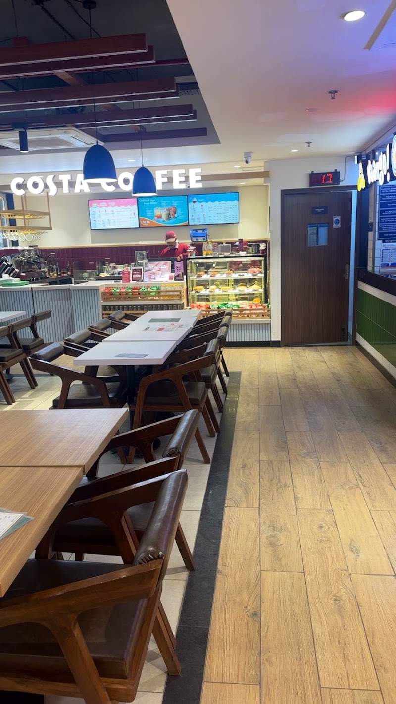 KFC - KFC Food Court Bhuntar, near BP Petrol Pump, Aut, Nagwain, Himachal Pradesh 175121, India