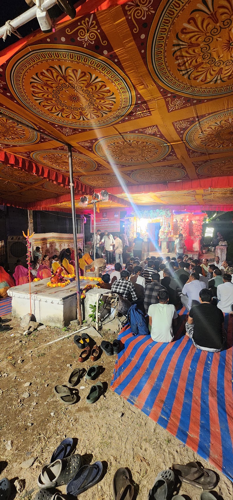 Karni Mata Mandir Udaipur - Karni Mata Mandir Udaipur, 144, Chohtta Chetak Rd, near SBI Bank, opp. Hathipole, Chamanpura, Thana, Udaipur, Rajasthan 313004, India