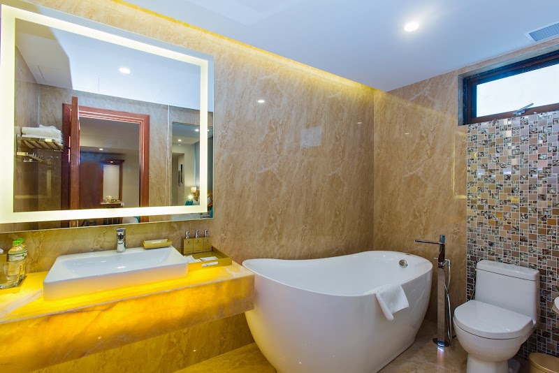 Mandila Beach Hotel - Mandila Beach Hotel, 218 Võ Nguyên Giáp, An Hải, Đà Nẵng 55000, Vietnam