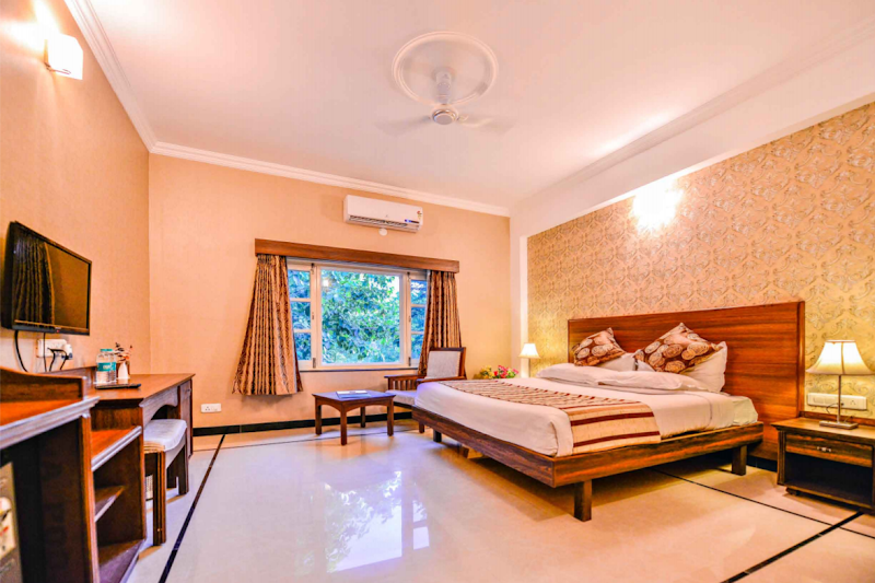 Amantra Shilpi Resort - Amantra Shilpi Resort Fateh Sagar, Road, Shilpgram, Udaipur, Rajasthan 313011, India