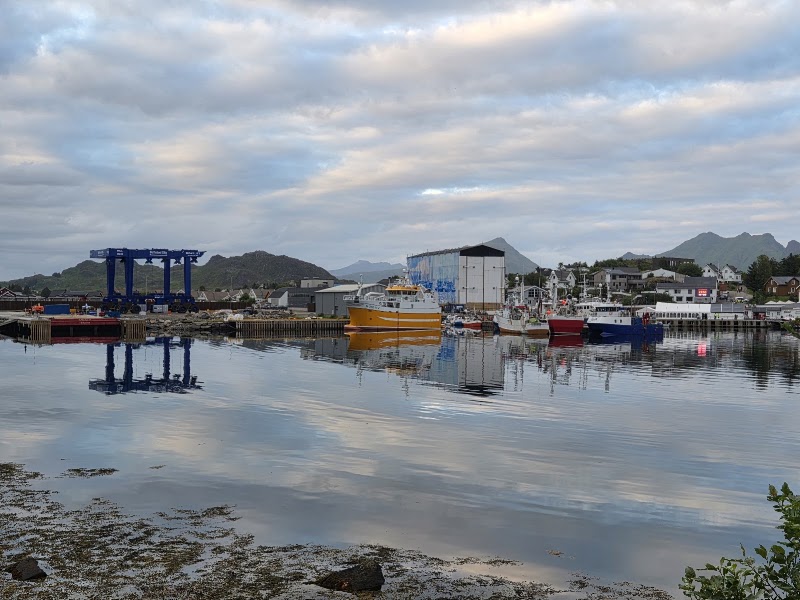 The Harbour House, dorm and twin, selfservice hostel, Ballstad - The Harbour House, dorm and twin, selfservice hostel, Ballstad Ballstadlandet 158, 8373 Ballstad, Norway