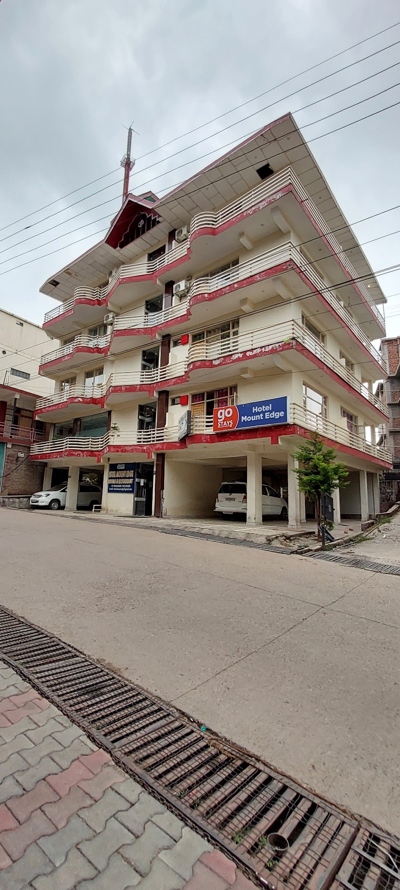 Hotel Mount Edge - Hotel Mount Edge, Naddi, McLeod Ganj, Dharamshala, Himachal Pradesh 176216, India