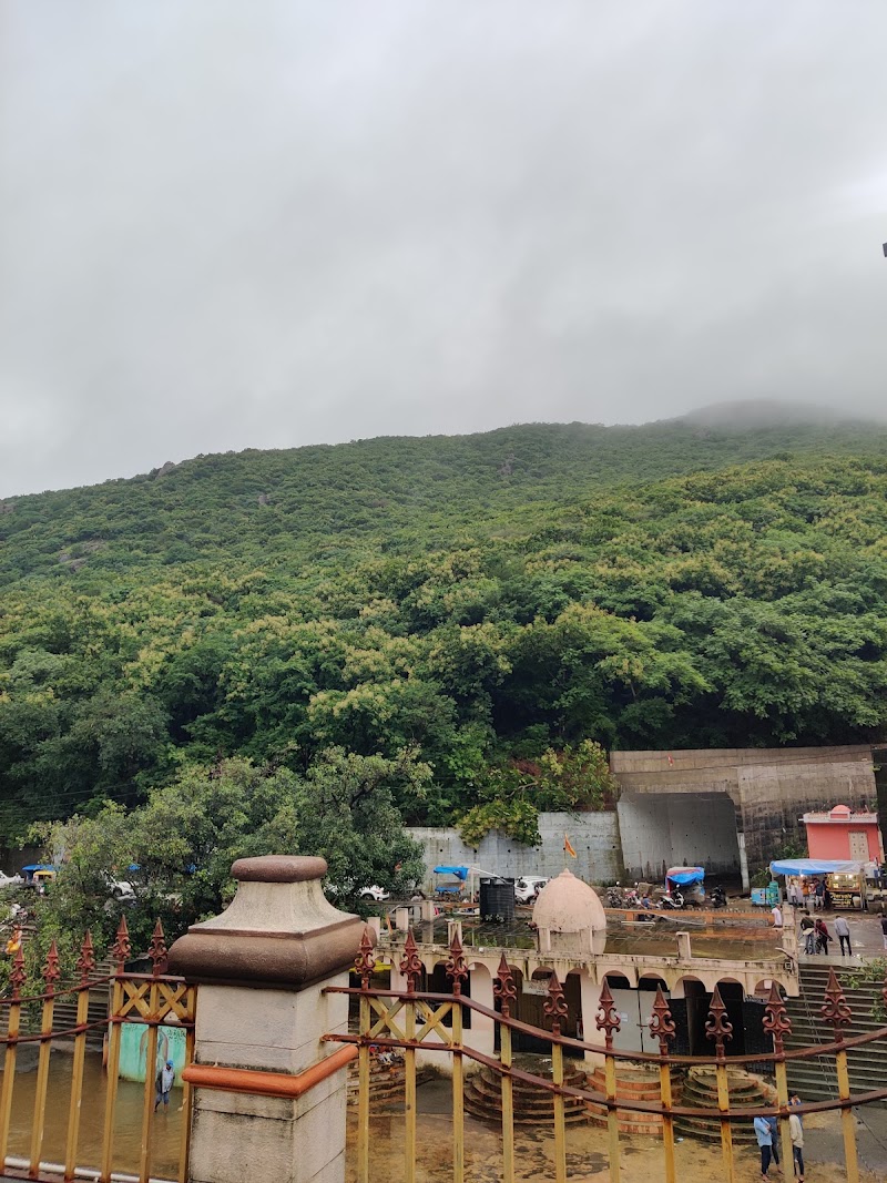 Damodar Kund - Damodar Kund, GFGP+7H5, Taleti Rd, Gujarat 362002, India