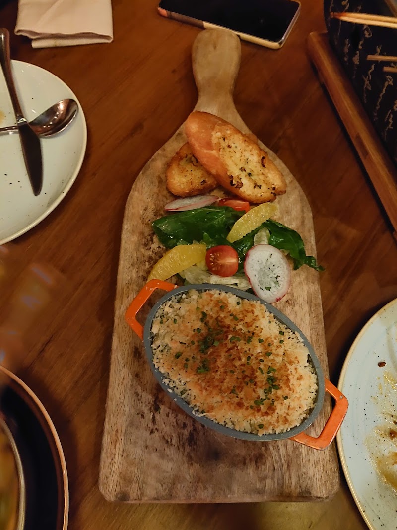 House of Nomad - House of Nomad Taj Lands End, B.J. Rd, Mount Mary, Bandra West, Mumbai, Maharashtra 400050, India