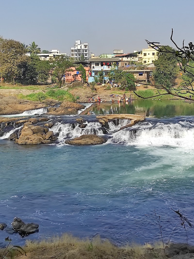 Bhatsa River waterfall - Bhatsa River waterfall, 97X9+XJ8, Vasind, Gerase, Maharashtra 421601, India