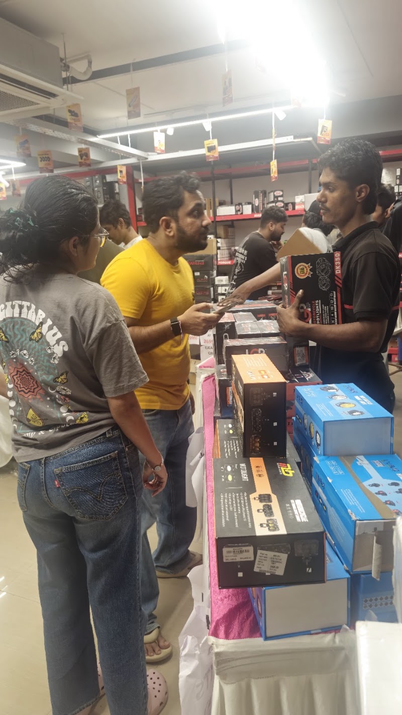 MOTODRIFT - Bike/Motorcycle Accessories, Helmet & Riding Gear Store - MOTODRIFT - Bike/Motorcycle Accessories, Helmet & Riding Gear Store Motodrift #1677, 27th Main, 22nd Cross Rd, behind KLM Fashion Mall, 2nd Sector, Sector 2, HSR Layout, Bengaluru, Karnataka 560102, India