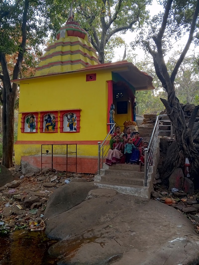 Jal Mahadev Temple, Khaprakhol, Balangir - Jal Mahadev Temple, Khaprakhol, Balangir, RRPH+3X2, Balangir, Odisha 767028, India