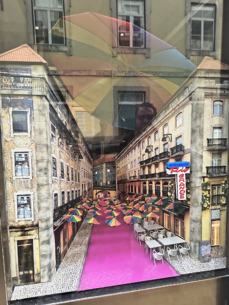 Pink Street - Pink Street, R. Nova do Carvalho 21 23, 1200-291 Lisboa, Portugal