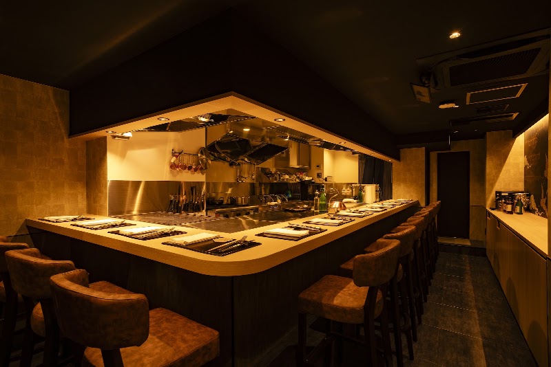 Kobe Beef & Wagyu Teppanyaki Steakhouse | Emperor Steak Shinjuku