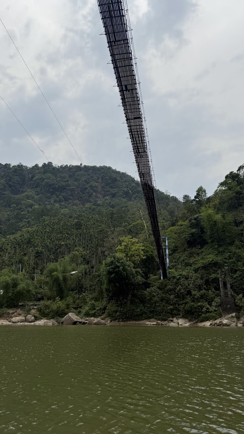 Shnongpdeng Suspension Bridge - Shnongpdeng Suspension Bridge, 6254+784, Dawki, Shnongpdeng, Meghalaya 793109, India
