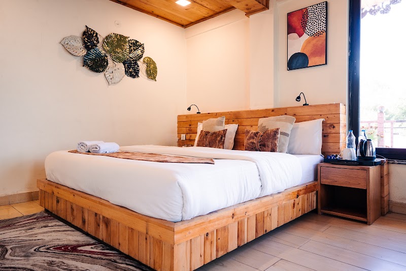 Aaryam Resort, Auli - Aaryam Resort, Auli Auli Rd, Auli, Lower, Joshimath, Uttarakhand 246443, India