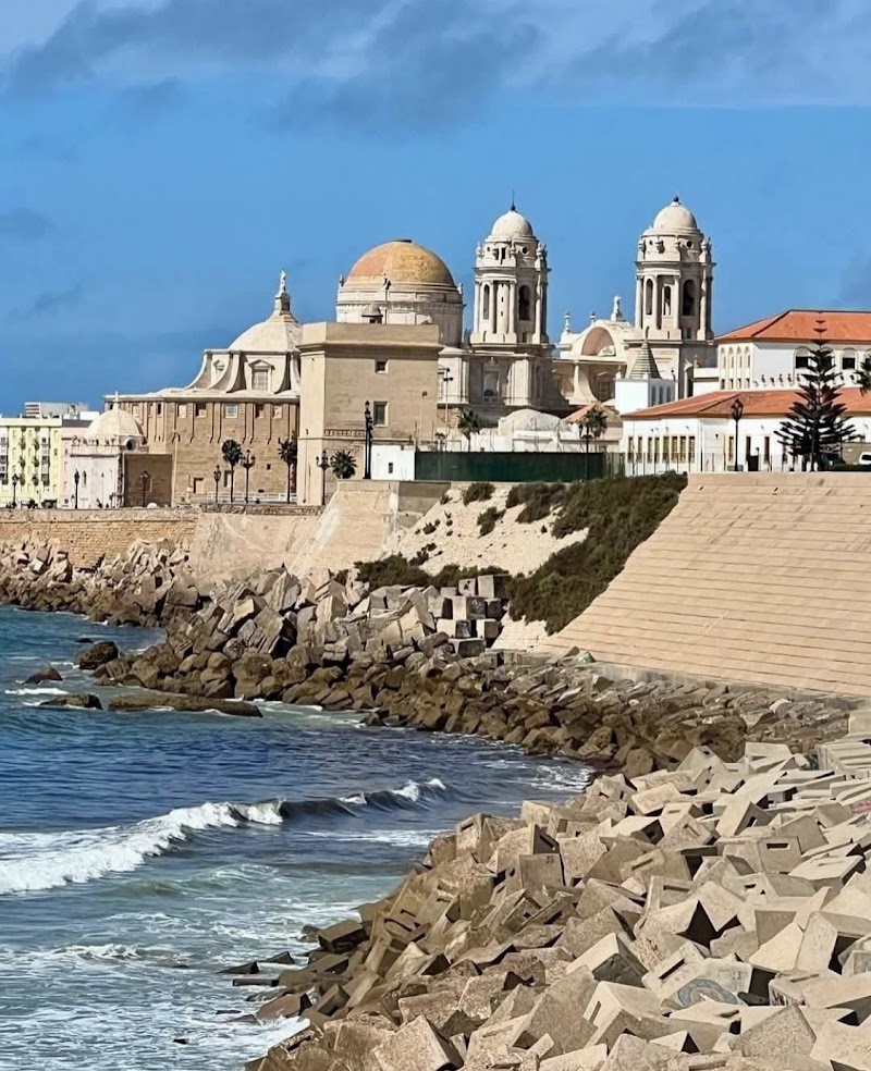 Casco Antiguo Cadiz - Casco Antiguo Cadiz Av. de Huelva, 11007 Cádiz, Spain