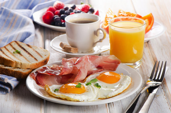 Hotel Z Suites Near IGI Airport Delhi - Hotel Z Suites Near IGI Airport Delhi A-252/1 Road No-6, NH-8, near IGI Road, Block RZ, Mahipalpur Extension, Mahipalpur, New Delhi, Delhi 110037, India