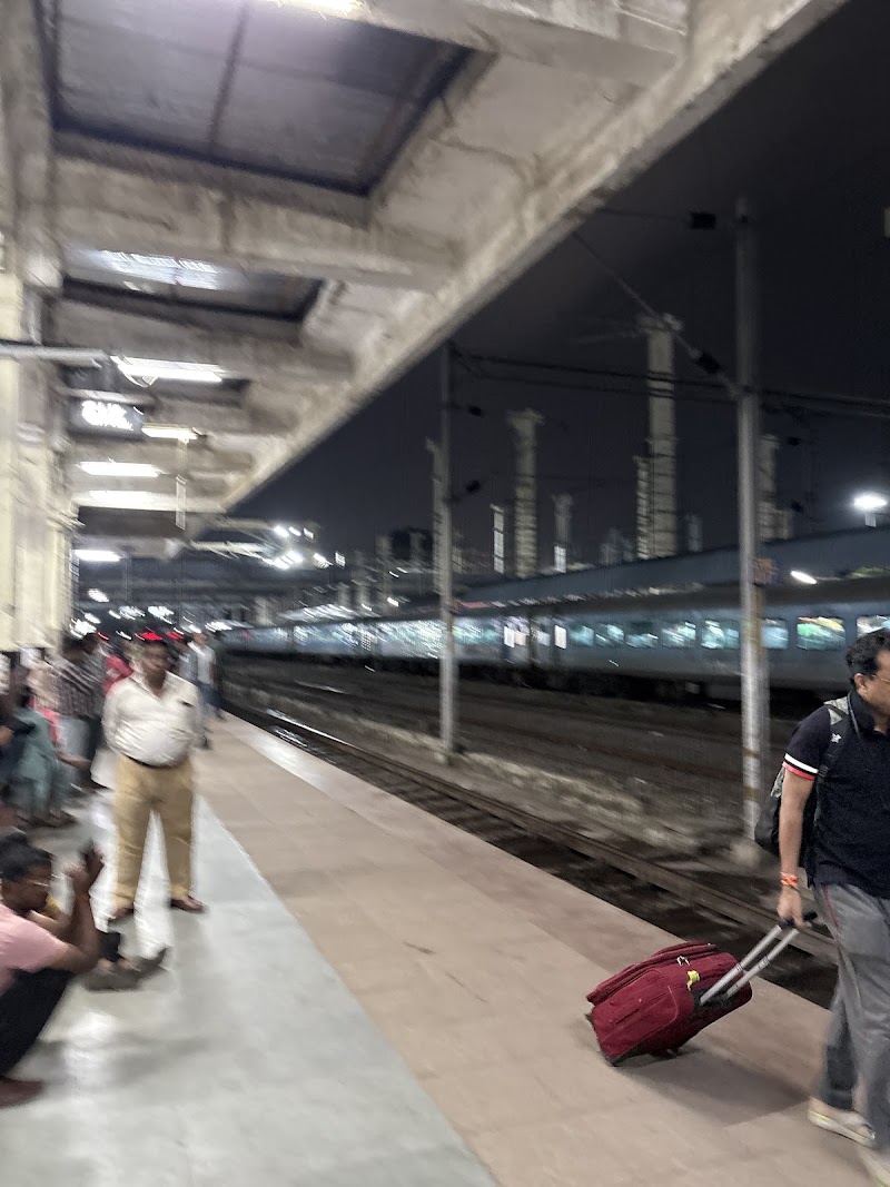 Platform number 1 - Platform number 1, 658J+8P6 Railway Station, Junction, LNUPE Campus, Railway Colony, Gwalior, Madhya Pradesh 474002, India