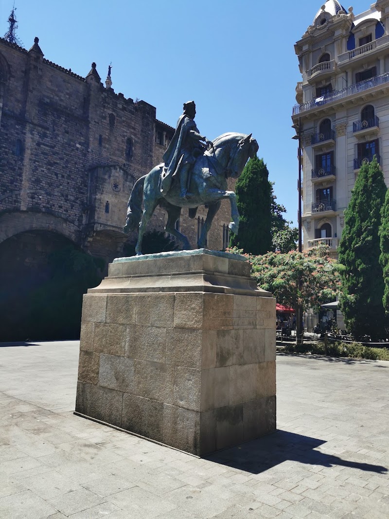 Barcelona Old Town and Gothic Quarter Walking Tour - Barcelona Old Town and Gothic Quarter Walking Tour, Ciutat Vella, Pl. de Correus, S/N, Ciutat Vella, 08002 Barcelona, Spain