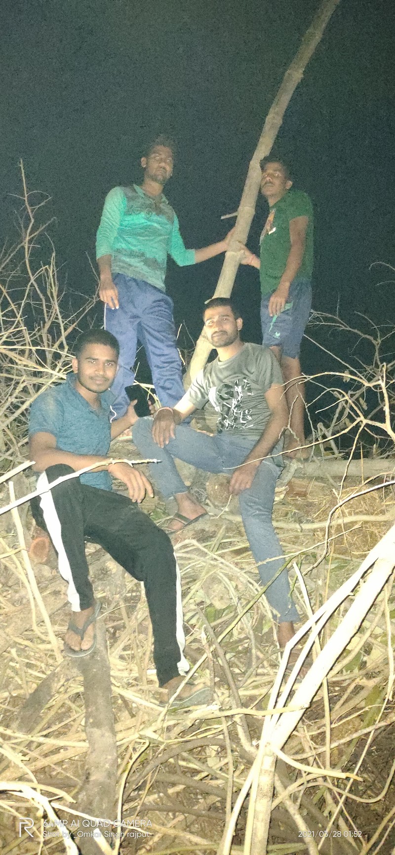 Cricket maydan jhaphal - Cricket maydan jhaphal, 6MQH+XRV, Jhaphal, Chhattisgarh 495115, India