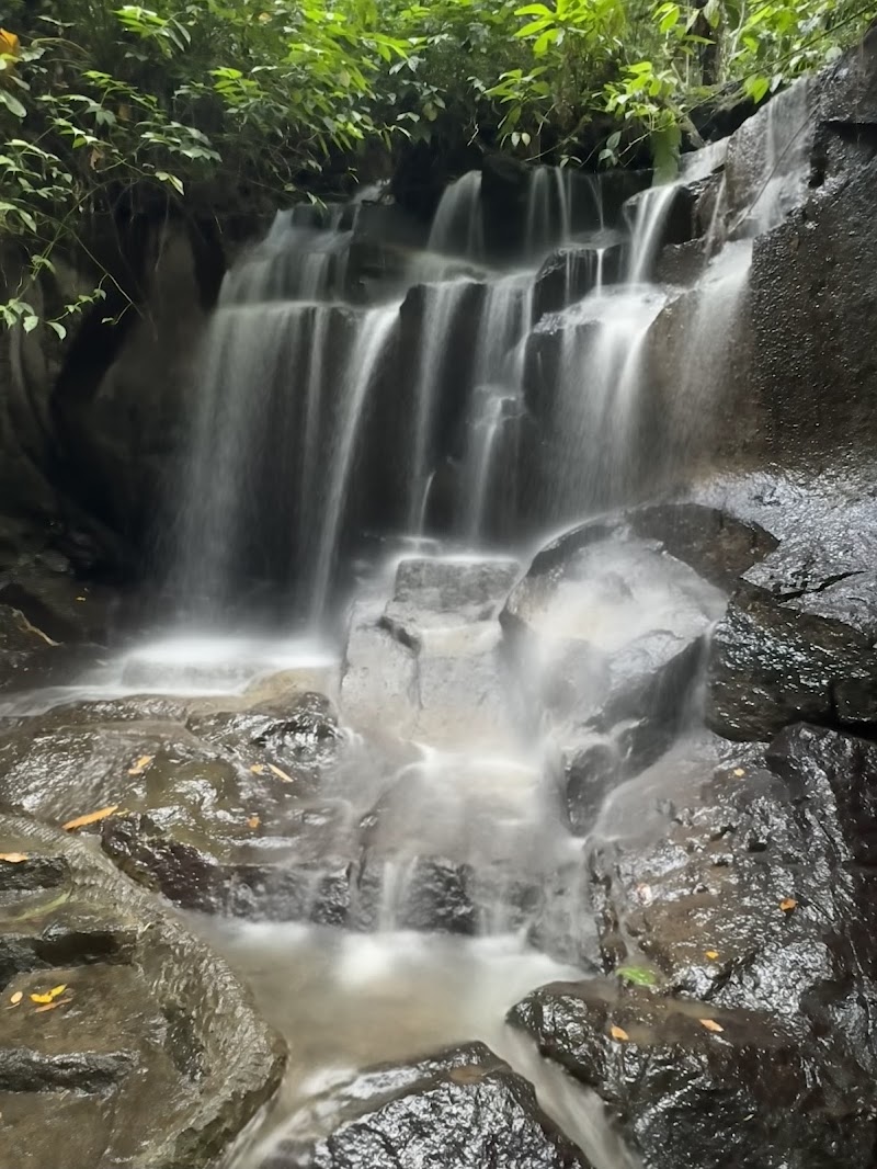Kanto Lampo Waterfall - Kanto Lampo Waterfall Jl. Kanto Lampo Waterfall, Beng, Kec. Gianyar, Kabupaten Gianyar, Bali 80513, Indonesia