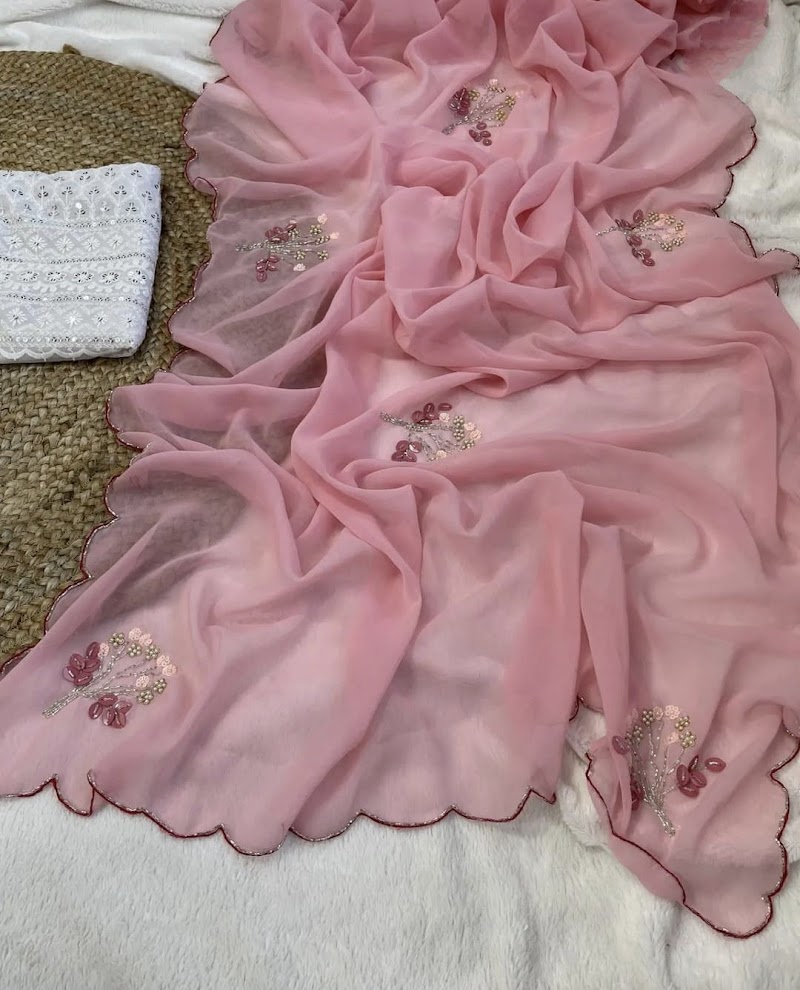 NoorLady Sarees Johari Bazar Jaipur - NoorLady Sarees Johari Bazar Jaipur 3rd floor, Mamiyon ka darwaja, 223, Haldion Ka Rasta, Johri Bazar, Ramganj Bazar, Jaipur, Jaipur Nagar Nigam Area, Rajasthan 302003, India