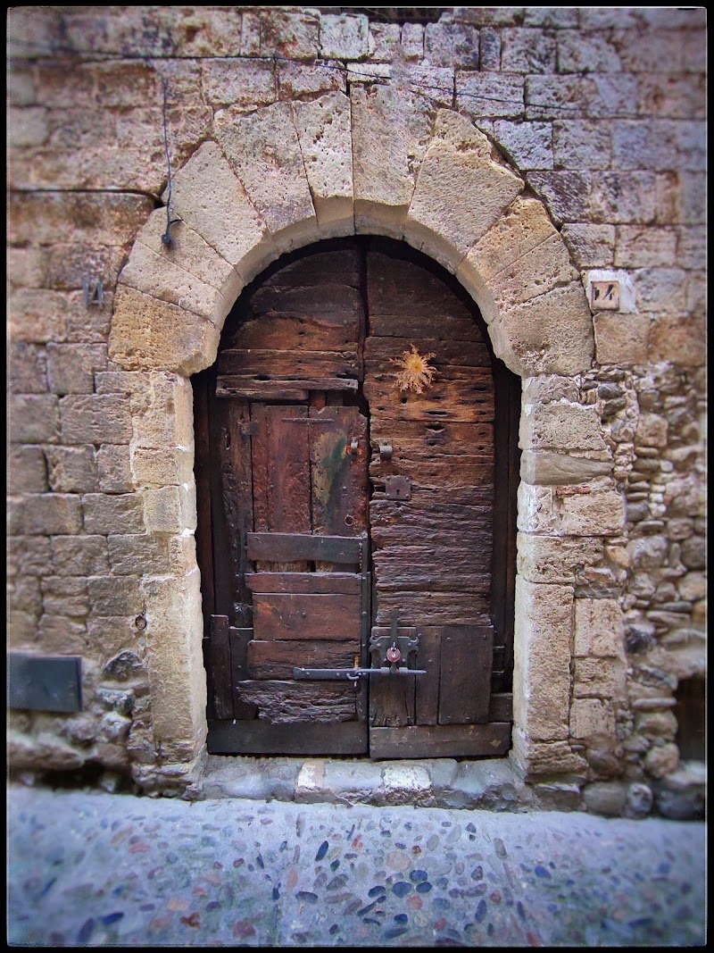 Besalú garrotxa - Besalú garrotxa Carrer Ganganell, 30, 17850 Besalú, Girona, Spain