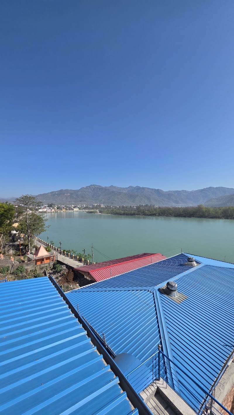 The Neeraj Ganga Cottages with Ganga Ghat Access - The Neeraj Ganga Cottages with Ganga Ghat Access Gali No. 3, Marg, Sturida Colony, Veerbhadra, Rishikesh, Uttarakhand 249201, India