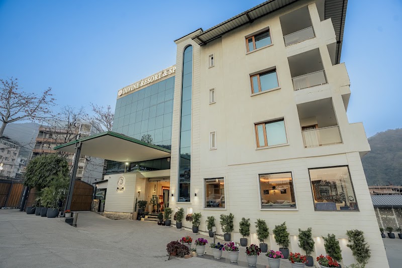Divine Resort : Hotel in Rishikesh - Divine Resort : Hotel in Rishikesh Laxman Jhula Rd, near Church, Tapovan, Rishikesh, Jonk, Uttarakhand 249137, India