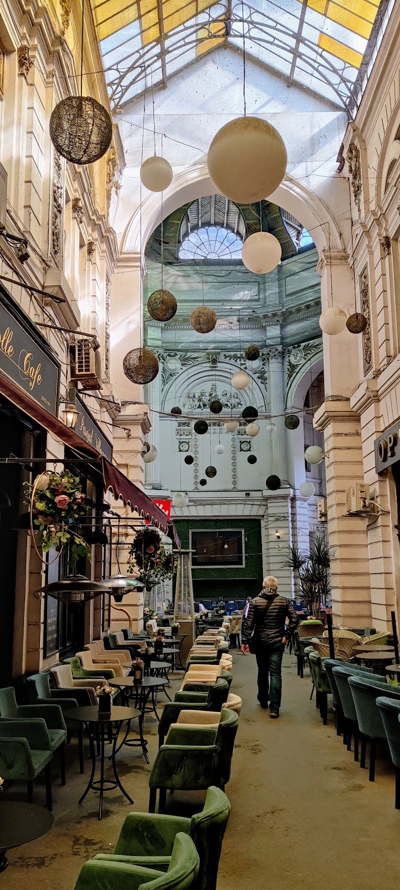 Calea Victoriei - Calea Victoriei, București, Romania