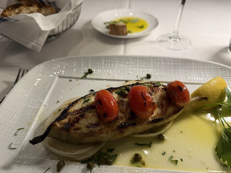 estiatorio Milos Midtown - estiatorio Milos Midtown 125 W 55th St, New York, NY 10019, USA