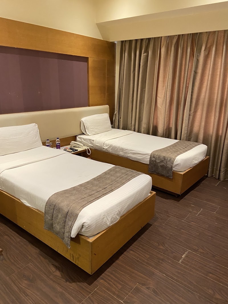 Tarawade Clarks Inn, Pune - Tarawade Clarks Inn, Pune, No. 1205/2, 5, Shirole Road, off Jangali Maharaj Road, Shivajinagar, Pune, Maharashtra 411004, India
