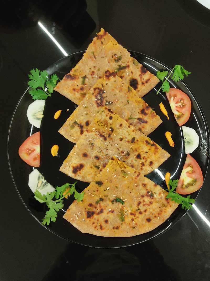 Honey Bee Cafe & Bakery - Honey Bee Cafe & Bakery, Gate, BHU, Honey Bee, Seer, Seer Govardhanpur, Varanasi, Sear Govardhan Dafi, Uttar Pradesh 221011, India