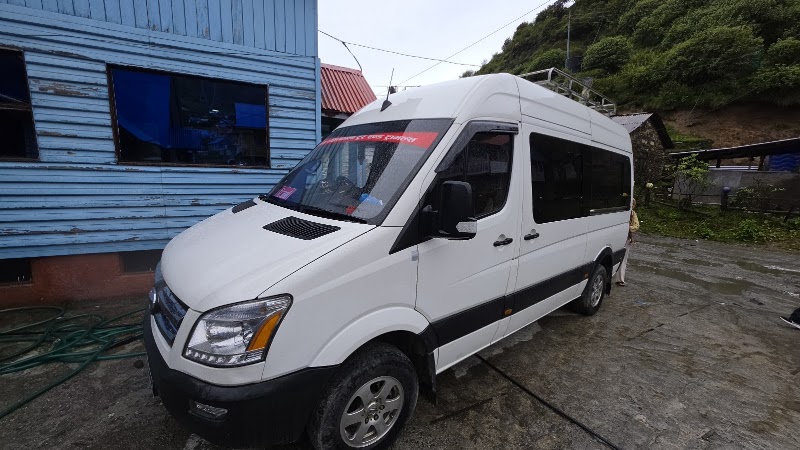 Pokhara to Kathmandu Tourist Bus - Himalayan Travel Leaders Nepal - Pokhara to Kathmandu Tourist Bus - Himalayan Travel Leaders Nepal, 5XXF+JW7 Tourist Bus Park, Airport Rd, Pokhara 33700, Nepal