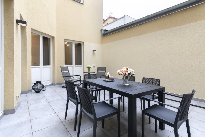 Kinsky Garden Apartments and Suites by Dwellfort - Kinsky Garden Apartments and Suites by Dwellfort, Štefánikova 9/55, 150 00 Praha 5-Smíchov, Czechia