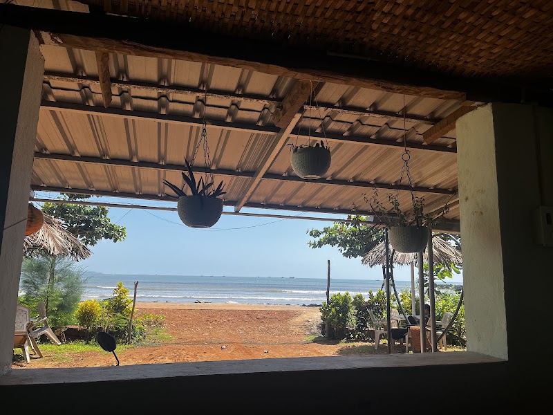 Lazy Beach Cafe Gokarna - Lazy Beach Cafe Gokarna Belekan Beach Road, near Lighthouse, Gokarna, Karnataka 581326, India