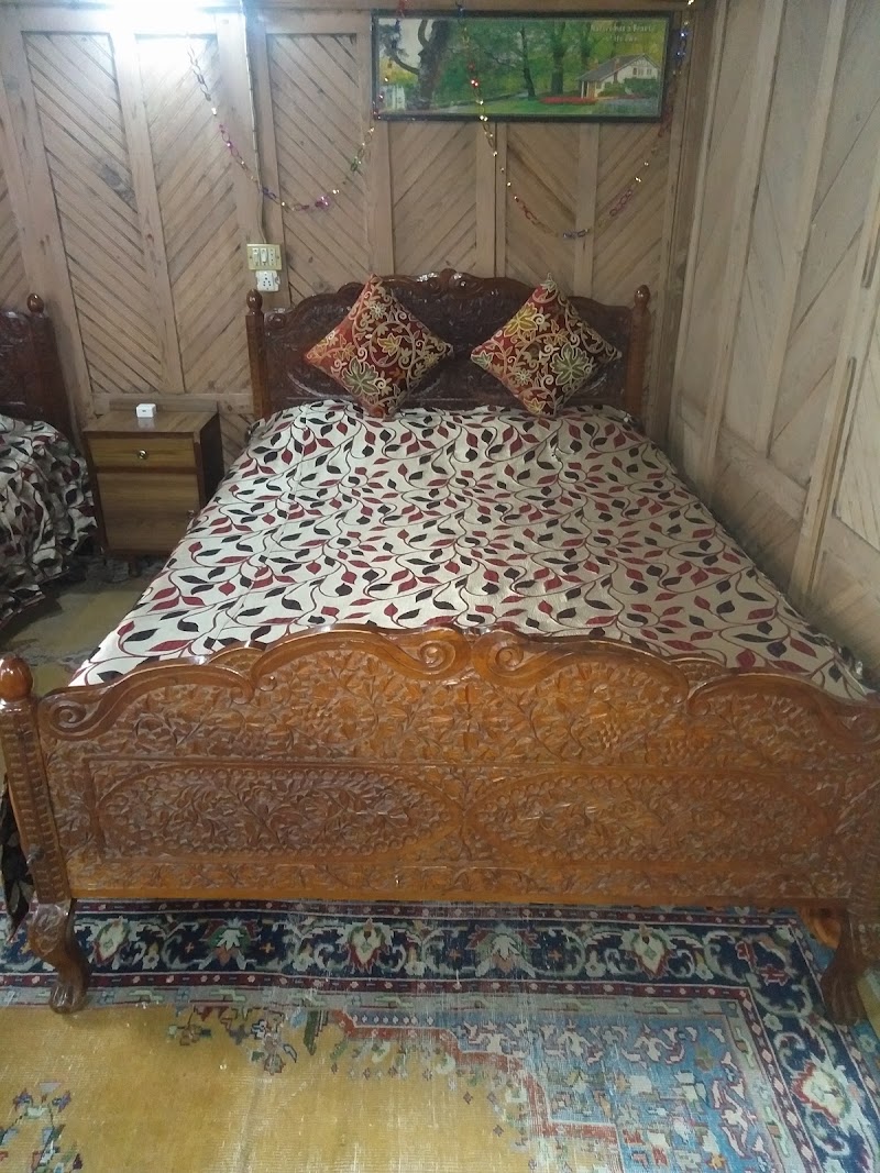 Normandi Group of Houseboats - Normandi Group of Houseboats, 3RMJ+5C, near Hotel Heaven Canal, Dal Lake Ghat, 1, Srinagar, 190003